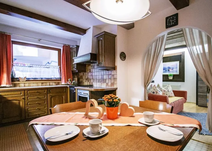 Апартаменты Haus Wulfenia Нойштифт-им-Штубайталь