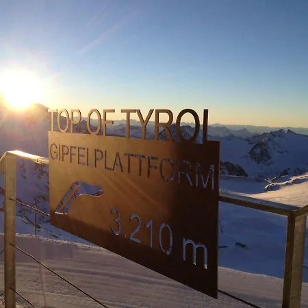 Haus Wulfenia * Neustift im Stubaital